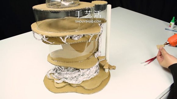 利用廢棄回收材料DIY童話樹屋燈的教程 -  rpnrmr.com