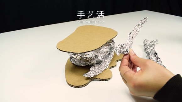 利用廢棄回收材料DIY童話樹屋燈的教程 -  rpnrmr.com