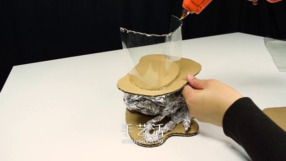 利用廢棄回收材料DIY童話樹屋燈的教程 -  rpnrmr.com