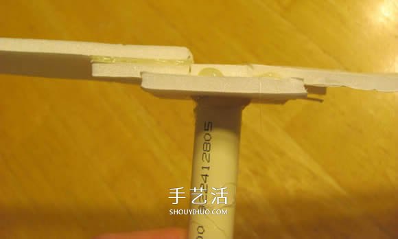 泡沫板手工制作竹蜻蜓玩具圖解教程 -  rpnrmr.com