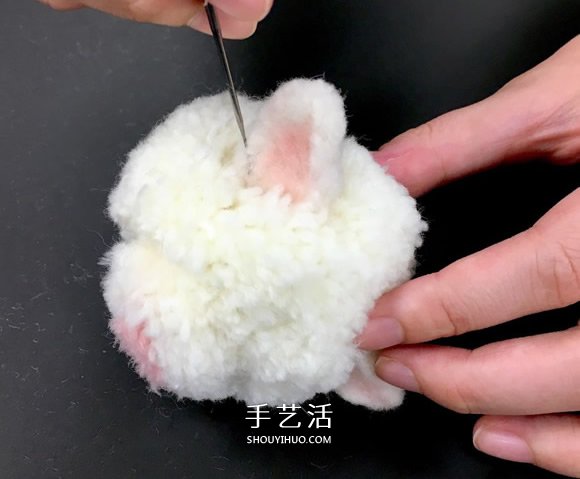 自制毛線球動物胸針的方法教程 -  rpnrmr.com