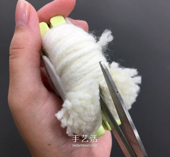 自制毛線球動物胸針的方法教程 -  rpnrmr.com