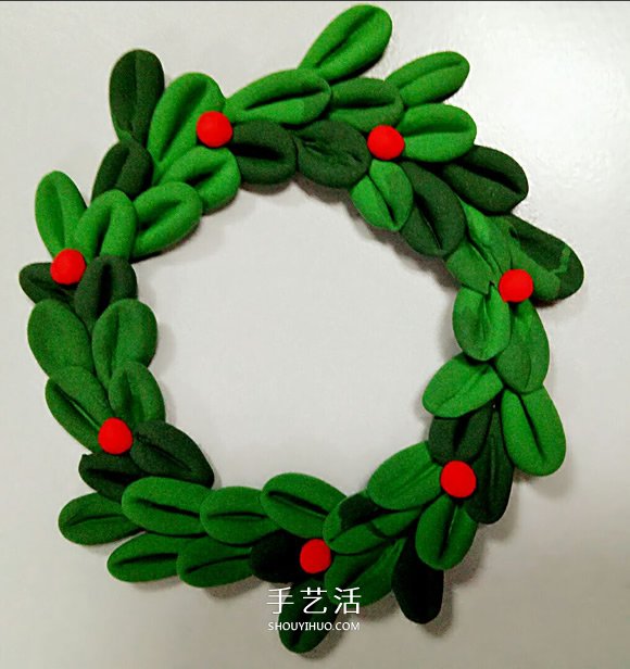 簡(jiǎn)單又漂亮粘土圣誕花環(huán)的做法圖解 -  rpnrmr.com