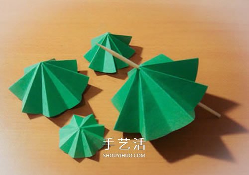 卡紙手工制作立體圣誕樹的做法圖解 -  rpnrmr.com