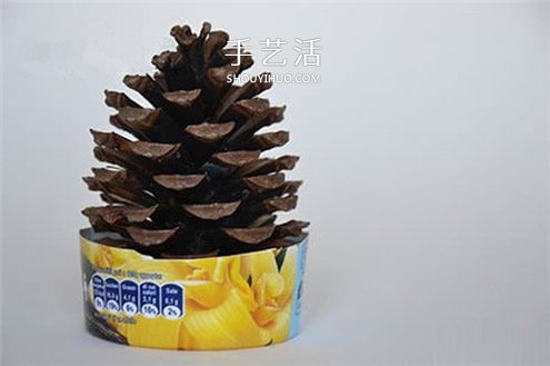 自制松果圣誕樹裝飾品的方法教程 -  rpnrmr.com