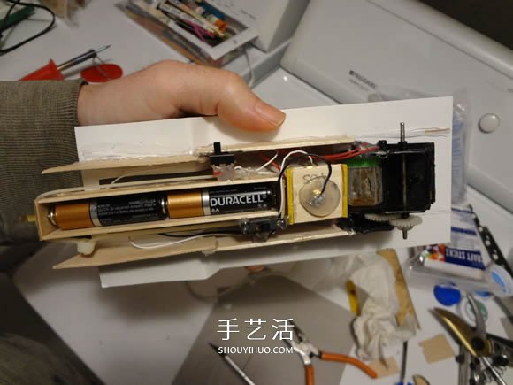 自制電動馬達(dá)火車頭的方法圖解教程 -  rpnrmr.com