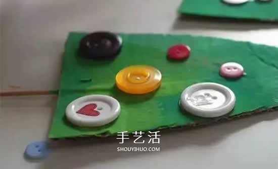 硬紙板手工制作圣誕樹的簡單方法 -  rpnrmr.com