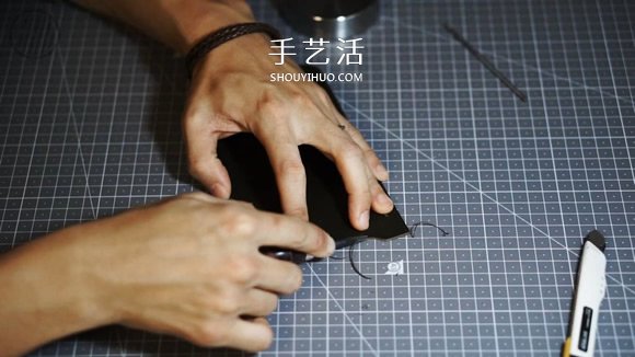 自制簡(jiǎn)約風(fēng)格男士皮革名片盒的方法 -  rpnrmr.com
