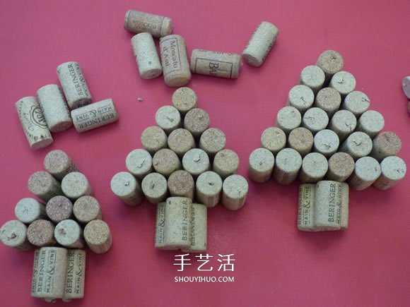 紅酒瓶塞手工制作圣誕樹的做法圖解 -  rpnrmr.com