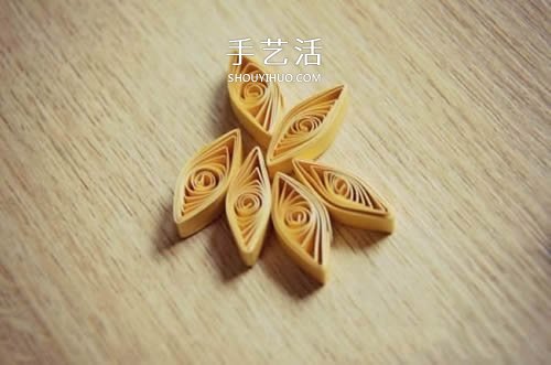 簡(jiǎn)單的冬天衍紙雪花掛飾的做法圖解 -  rpnrmr.com