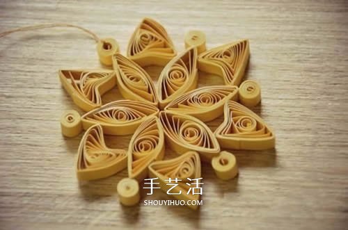 簡(jiǎn)單的冬天衍紙雪花掛飾的做法圖解 -  rpnrmr.com