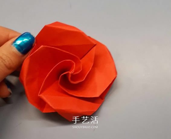 簡(jiǎn)單卷心紙玫瑰的折紙方法圖解教程 -  rpnrmr.com
