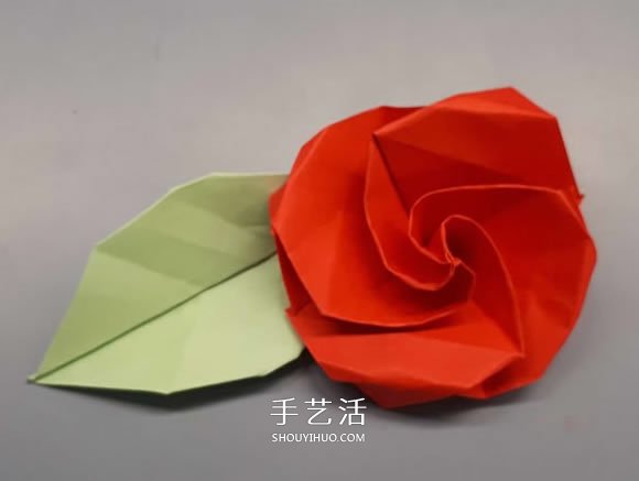 簡(jiǎn)單卷心紙玫瑰的折紙方法圖解教程 -  rpnrmr.com