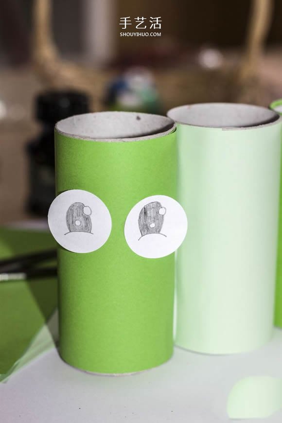 衛(wèi)生紙筒手工制作毛毛蟲筆筒的做法 -  rpnrmr.com