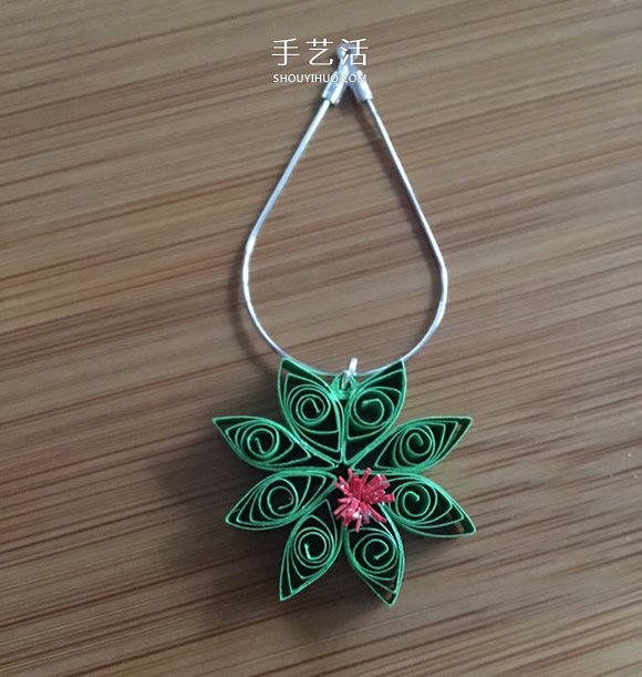 DIY圣誕節(jié)衍紙雪花裝飾的方法圖解 -  rpnrmr.com