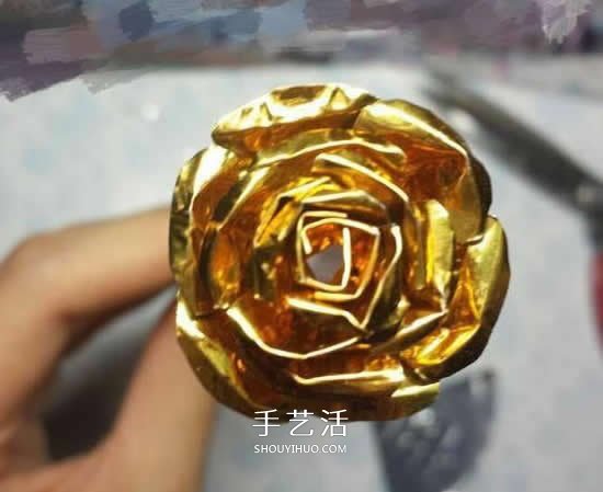 巧克力包裝紙廢物利用制作情人節(jié)玫瑰 -  rpnrmr.com