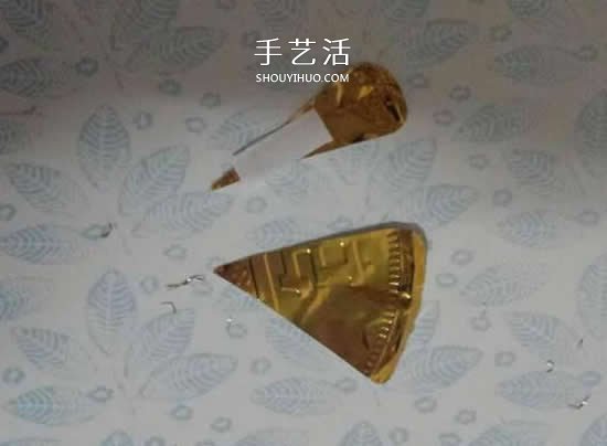 巧克力包裝紙廢物利用制作情人節(jié)玫瑰 -  rpnrmr.com