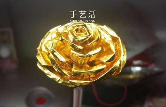 巧克力包裝紙廢物利用制作情人節(jié)玫瑰 -  rpnrmr.com