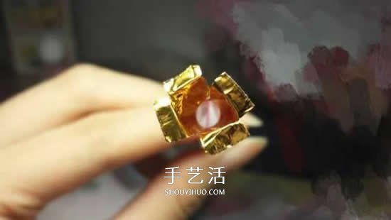 巧克力包裝紙廢物利用制作情人節(jié)玫瑰 -  rpnrmr.com
