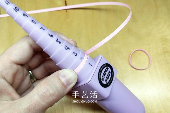 簡(jiǎn)單自制衍紙耳環(huán)的方法視頻教程 -  rpnrmr.com