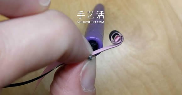 簡(jiǎn)單自制衍紙耳環(huán)的方法視頻教程 -  rpnrmr.com