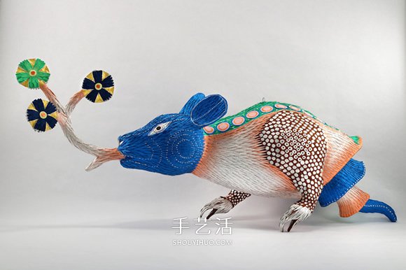 紙做的奇幻生物雕塑 超現(xiàn)實(shí)風(fēng)格皮納塔作品！ -  rpnrmr.com