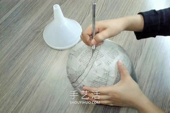 自制藝術(shù)范兒花瓶 一個漏斗和氣球就搞定！ -  rpnrmr.com
