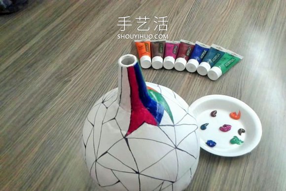 自制藝術(shù)范兒花瓶 一個漏斗和氣球就搞定！ -  rpnrmr.com