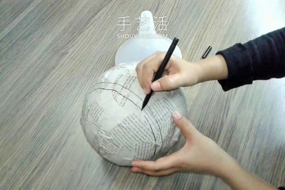 自制藝術(shù)范兒花瓶 一個漏斗和氣球就搞定！ -  rpnrmr.com