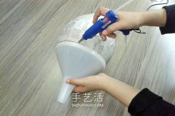 自制藝術(shù)范兒花瓶 一個漏斗和氣球就搞定！ -  rpnrmr.com