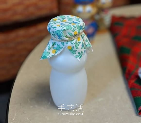 只需幾分鐘！牛奶瓶子手工制作可愛雪人 -  rpnrmr.com