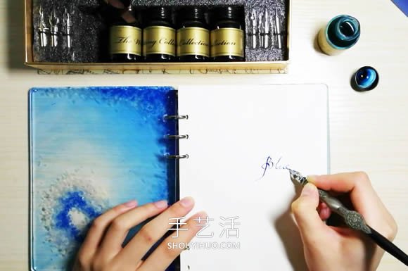 神秘的藍色！樹脂制作瑰麗書籍封面的教程 -  rpnrmr.com