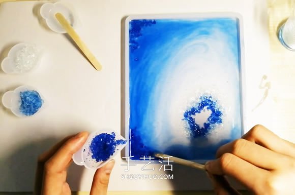 神秘的藍色！樹脂制作瑰麗書籍封面的教程 -  rpnrmr.com