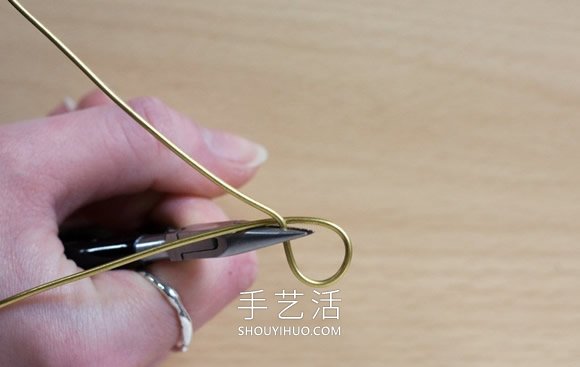 好看不夸張！自制銅線手鐲的方法教程 -  rpnrmr.com