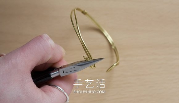 好看不夸張！自制銅線手鐲的方法教程 -  rpnrmr.com