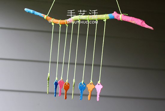廢品舊物再利用！自制創(chuàng)意春天風(fēng)鈴的教程 -  rpnrmr.com