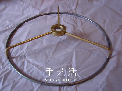 廢品舊物再利用！自制創(chuàng)意春天風(fēng)鈴的教程 -  rpnrmr.com