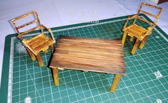 迷你才可愛(ài)！用雪糕棍和火柴棍制作桌椅視頻 -  rpnrmr.com