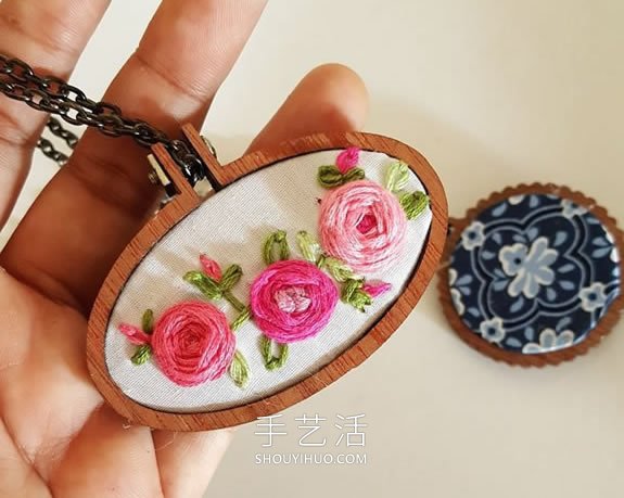 迷你玫瑰花刺繡視頻 制作超美的項(xiàng)鏈吊墜！ -  rpnrmr.com