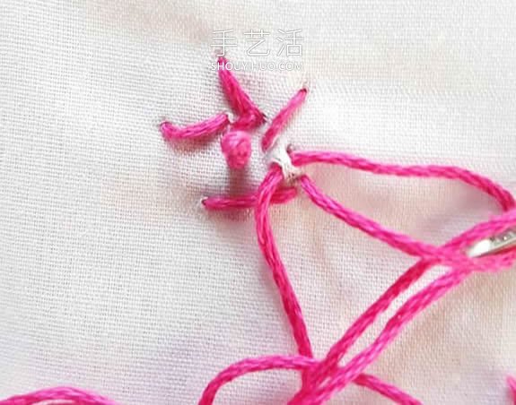 迷你玫瑰花刺繡視頻 制作超美的項(xiàng)鏈吊墜！ -  rpnrmr.com