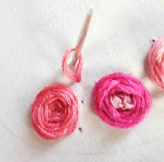 迷你玫瑰花刺繡視頻 制作超美的項(xiàng)鏈吊墜！ -  rpnrmr.com