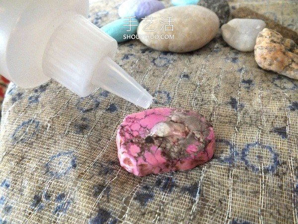 海邊撿回的石頭再利用 DIY制作創(chuàng)意冰箱貼！ -  rpnrmr.com