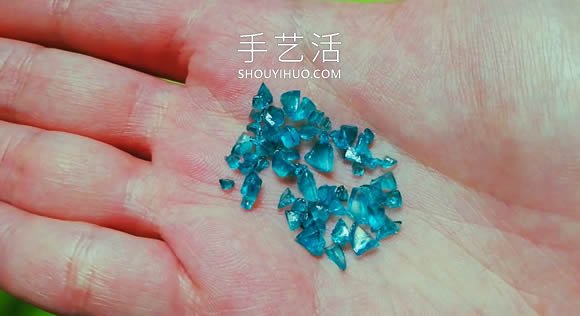 塑料瓶變廢為寶！簡(jiǎn)單漂亮寶石手工制作視頻 -  rpnrmr.com