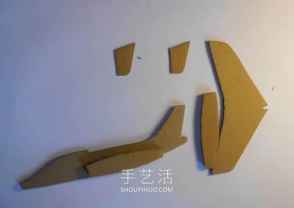 硬紙板手工制作阿爾法噴氣機(jī)的做法視頻 -  rpnrmr.com