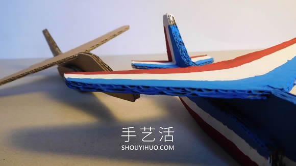 硬紙板手工制作阿爾法噴氣機(jī)的做法視頻 -  rpnrmr.com