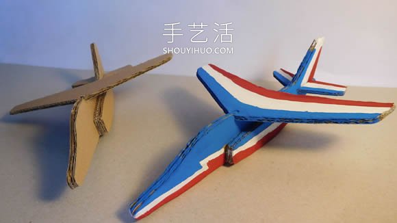 硬紙板手工制作阿爾法噴氣機(jī)的做法視頻 -  rpnrmr.com