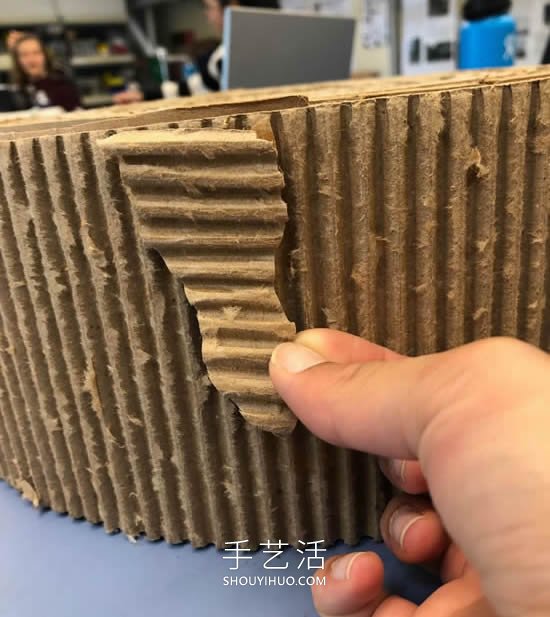 自制貓咪磨爪器 紙板箱再利用不花一分錢(qián)！ -  rpnrmr.com