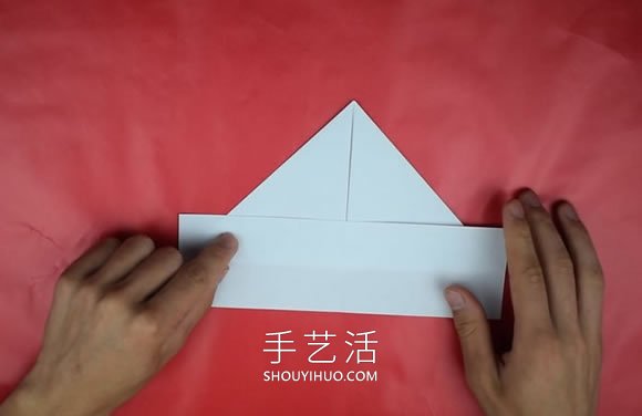 打掃衛(wèi)生時(shí)戴頭上！簡單三角形帽子的折法 -  rpnrmr.com