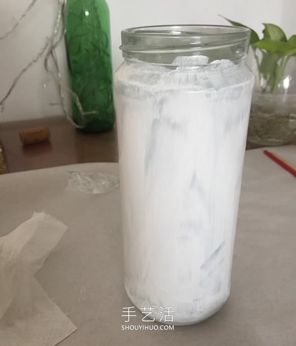 把蛋殼貼到玻璃瓶上 自制漂亮花瓶的方法！ -  rpnrmr.com