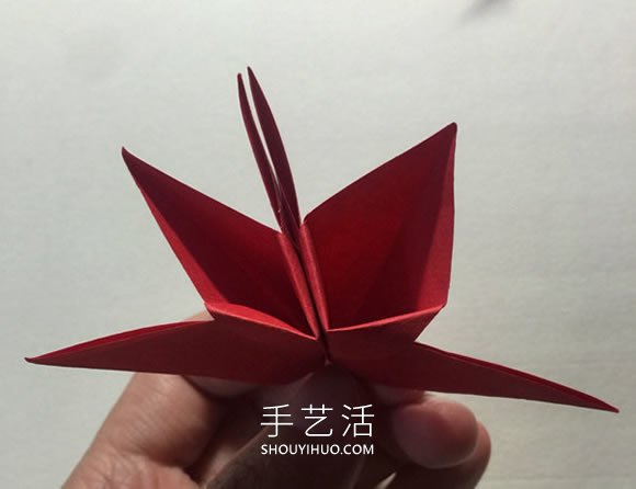 簡(jiǎn)單折紙4個(gè)花瓣 粘合得到一朵四瓣花！ -  rpnrmr.com